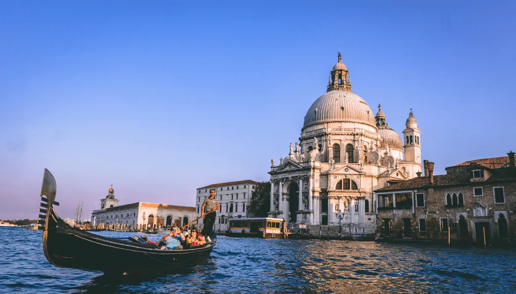 5 scriitori italieni