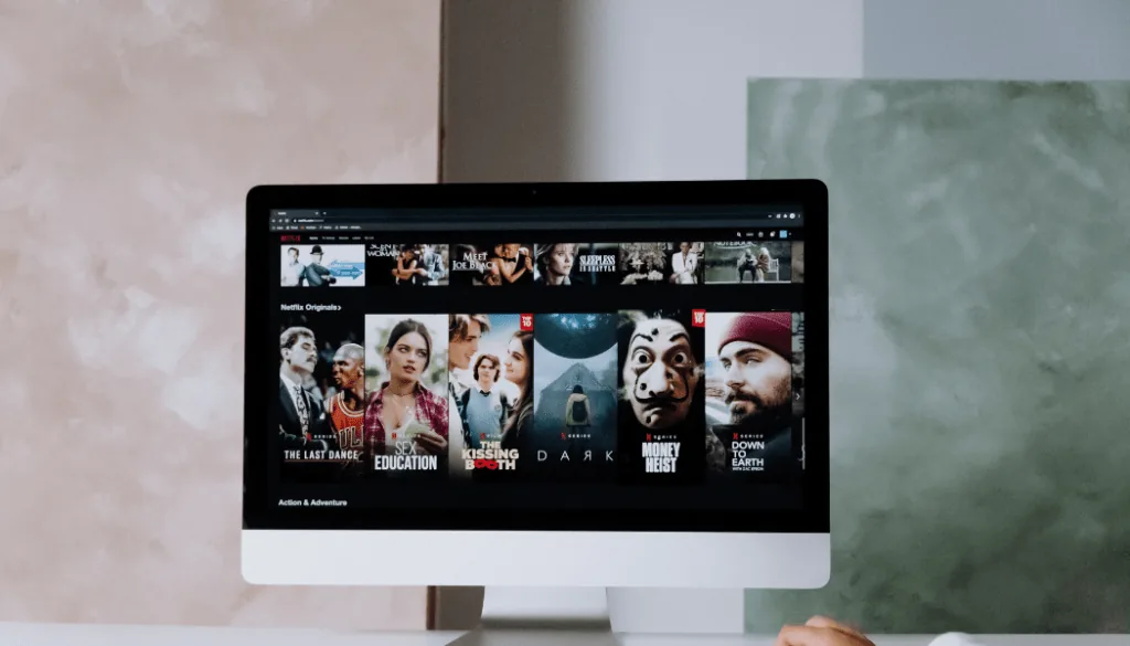 5 filme și seriale în limba franceză pe Netflix