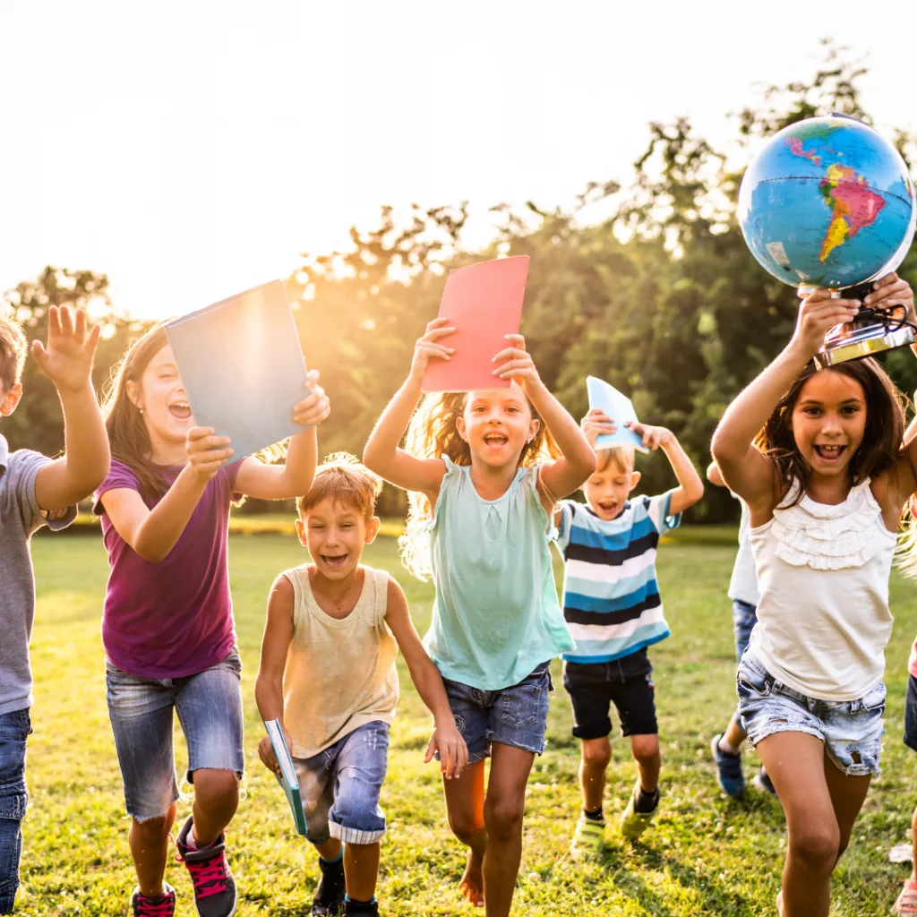 Cursuri intensive de vară pentru copii și adolescenți 2023