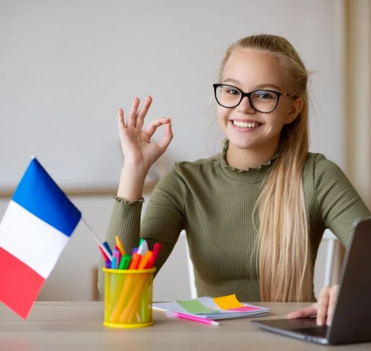 Start cursuri limba franceză pentru adolescenți